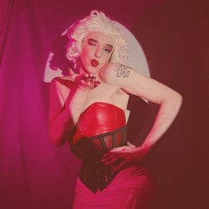 Meet your Posher, Ethan